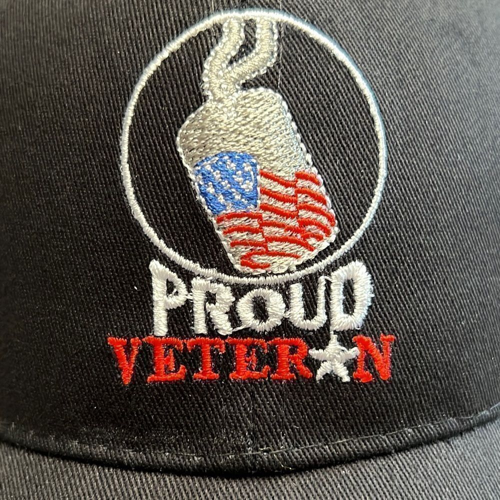 PROUD VETERAN HAT black hat w/ embroidered text & dog tags NWOT New adjustable